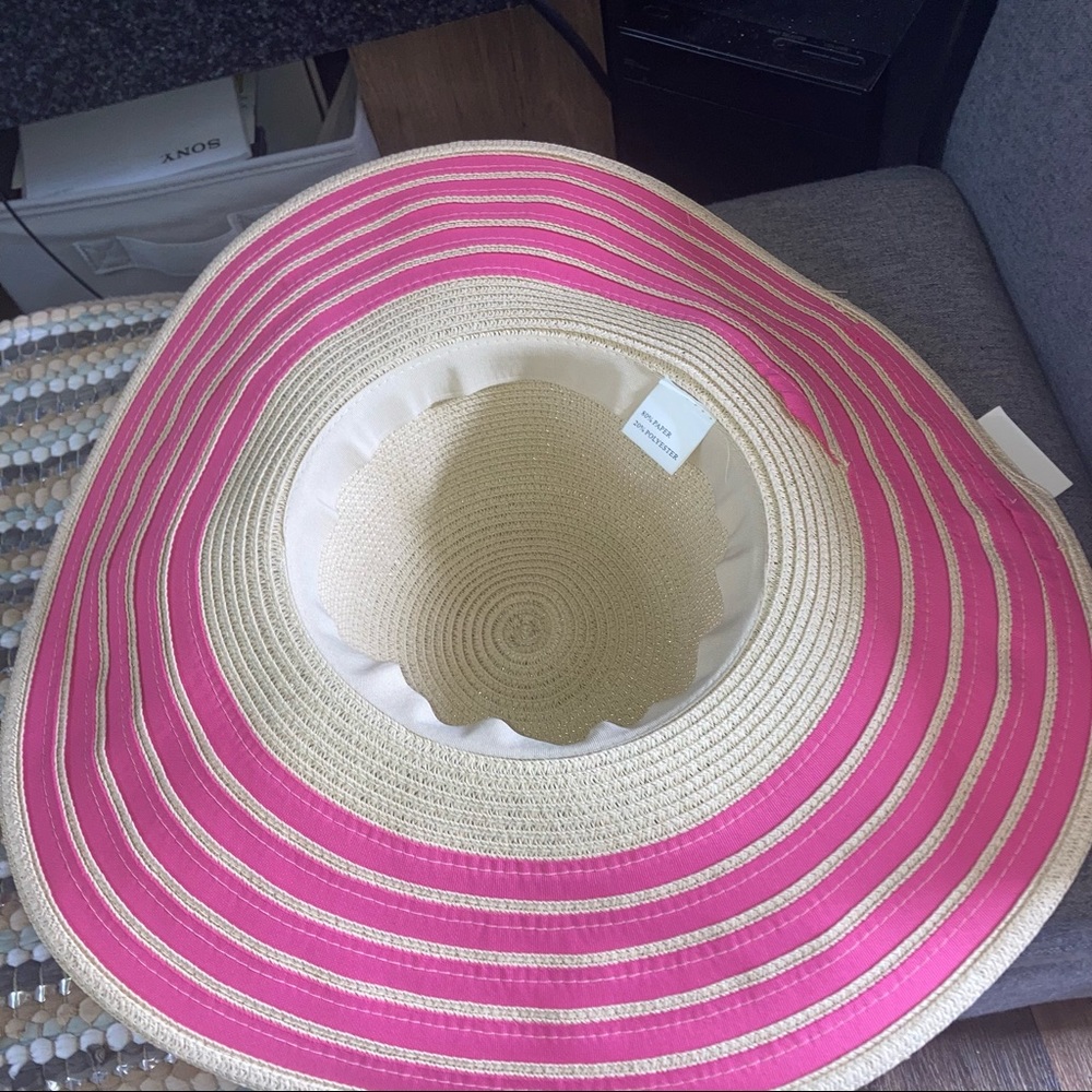 NWT STRAW PINK AND TAN FLOPPY SUN HAT - Picture 4 of 6